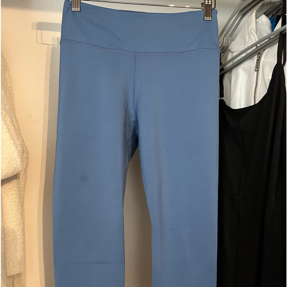 blue nike leggings!💙